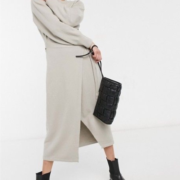 & Other Stories in M - Picture 1 of 6